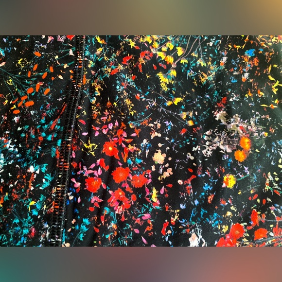 Lululemon Floral Energy Longline Bra - Picture 2 of 5